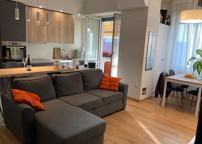 Modern And Cozy Apartment In Central Milan
